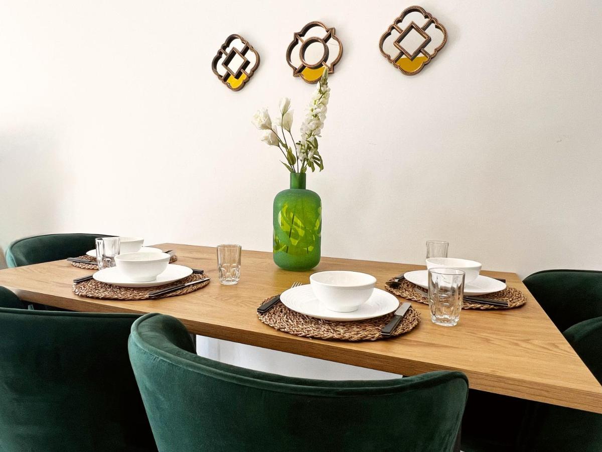 Newly Renovated Marina & Sea View Family Condo Dubai Buitenkant foto