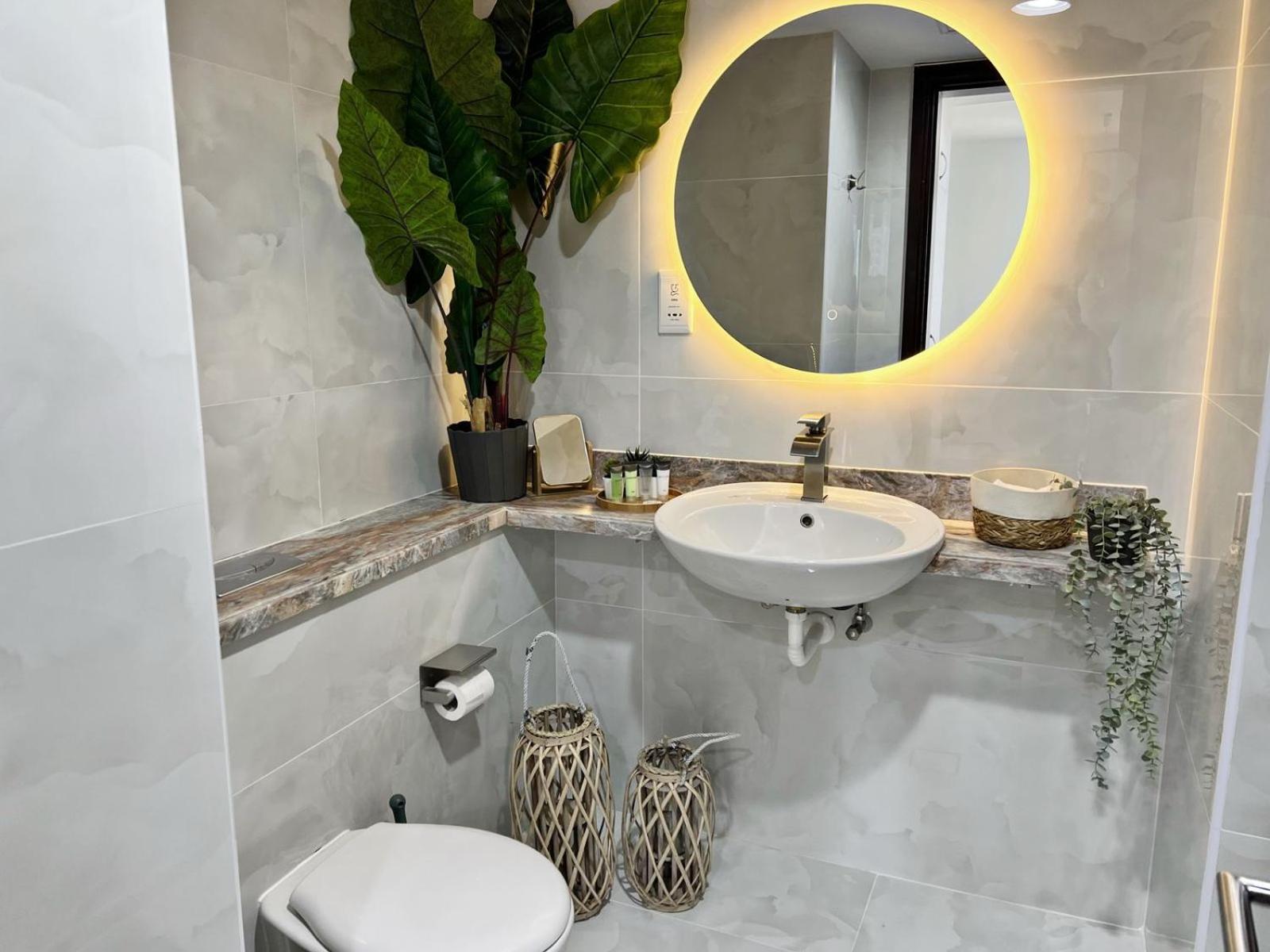 Newly Renovated Marina & Sea View Family Condo Dubai Buitenkant foto